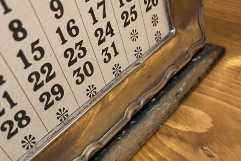 SILVER perpetual desk calendar